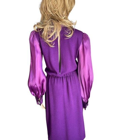 Vintage St. John By Marie Gray
Sz. 6-8 Purple Long Sleeve Mid Length Knit Dress - Picture 4 of 15